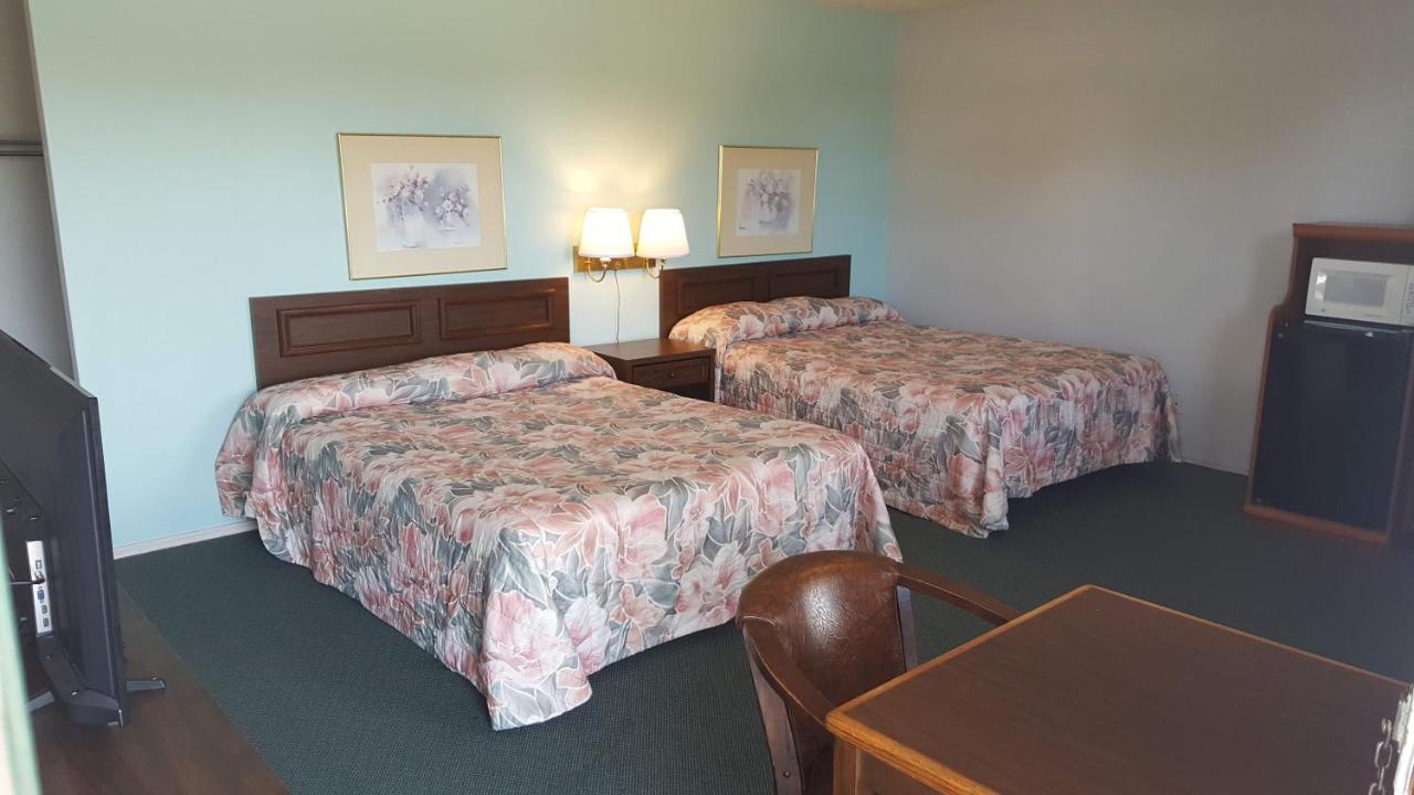 Lake Eufaula Inn & Suites Checotah Exteriör bild